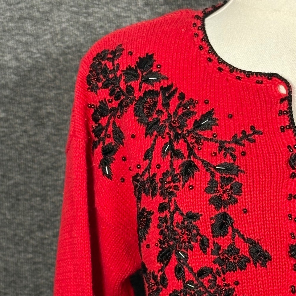 Vintage Heirloom Collectibles Cardigan Red Floral Beaded Sweater Small Petite - Picture 6 of 12
